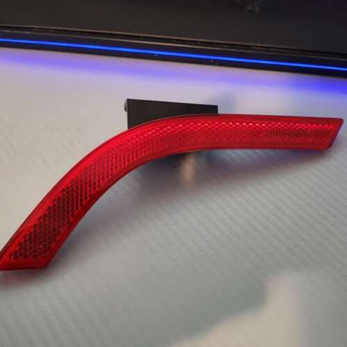 McLaren Rear Left Marker Lamp Bumper Reflector 11A8123CP Assembly 650S MP4-12C