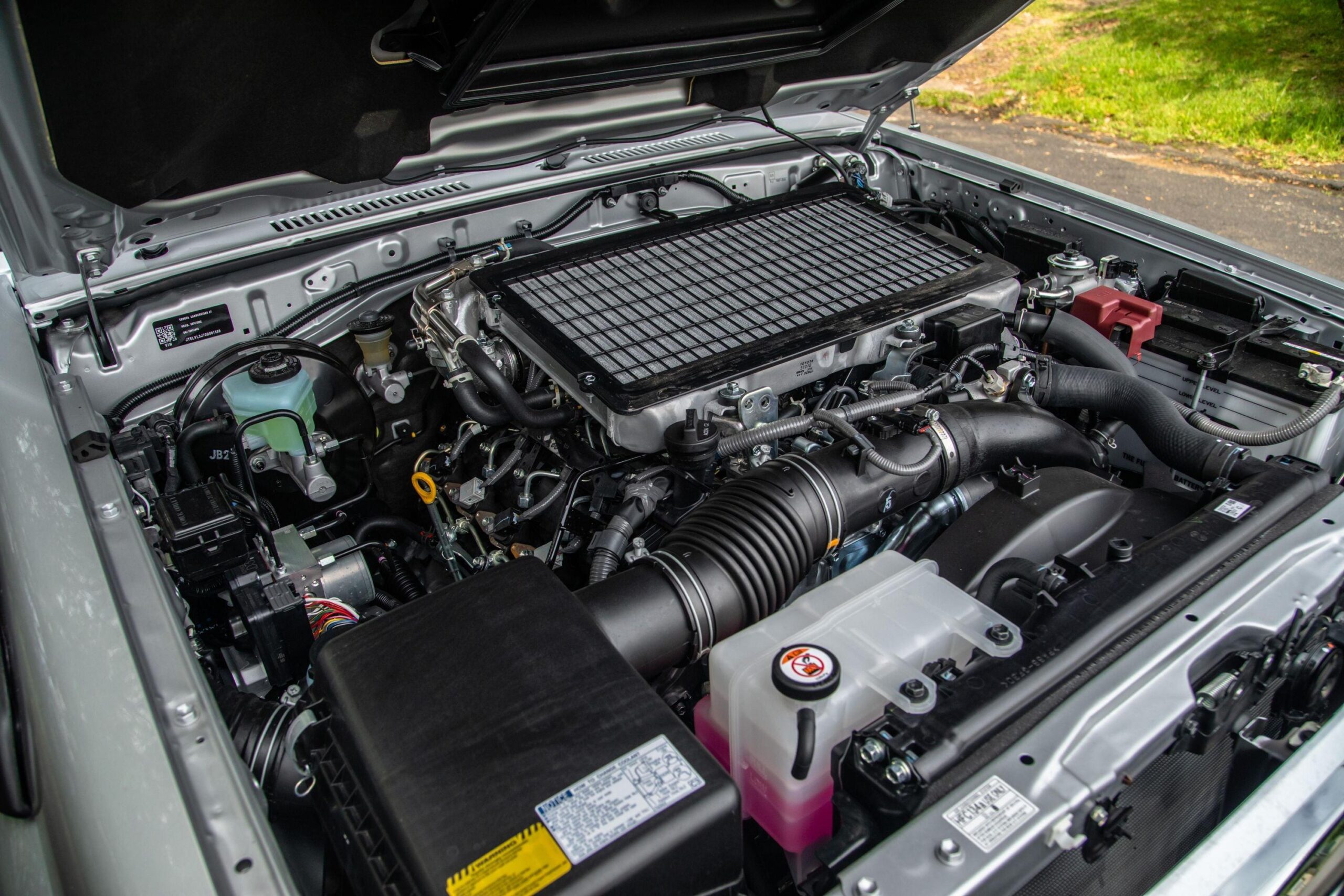 LAND CRUISER 4.5l V8 1VD-FTV SINGLE TURBO DIESEL - Image 5