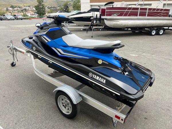 Pre-Owned 2020 Yamaha WaveRunner EX Spor For Sale - Image 4