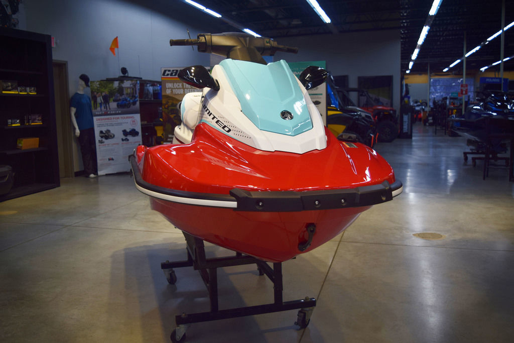 New 2024 Yamaha Two Seater Personal Watercraft EX Limited - Image 10