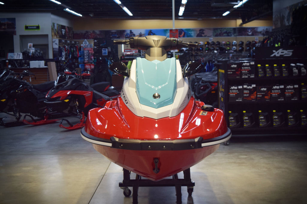 New 2024 Yamaha Two Seater Personal Watercraft EX Limited - Image 9