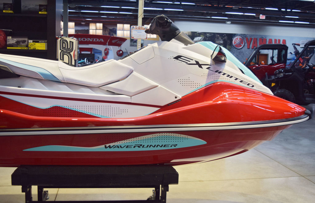 New 2024 Yamaha Two Seater Personal Watercraft EX Limited - Image 8
