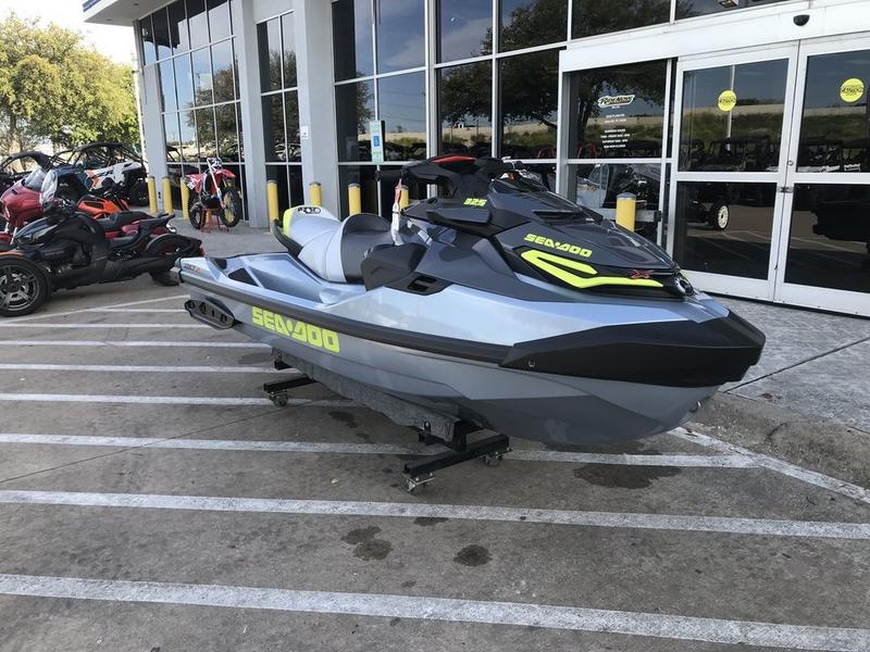 New 2024 Sea-Doo RXT®-X® 325 Ice Metal/MantaGreen - Image 15